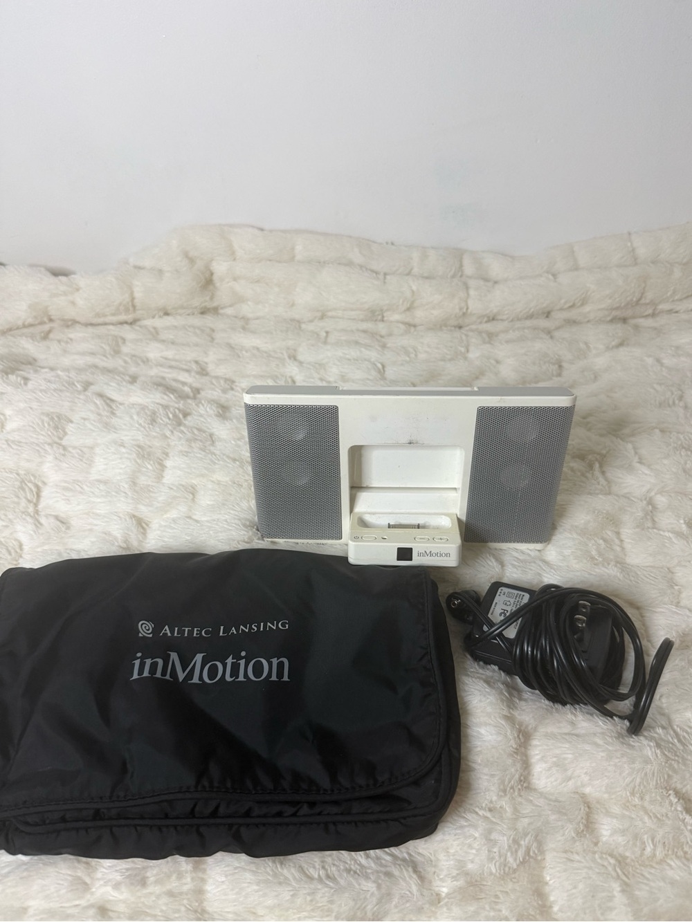 Altec Lansing inMotion Portable iPod Speaker Dock